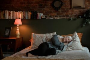The Biggest Sleep Mistake Side Sleepers Make